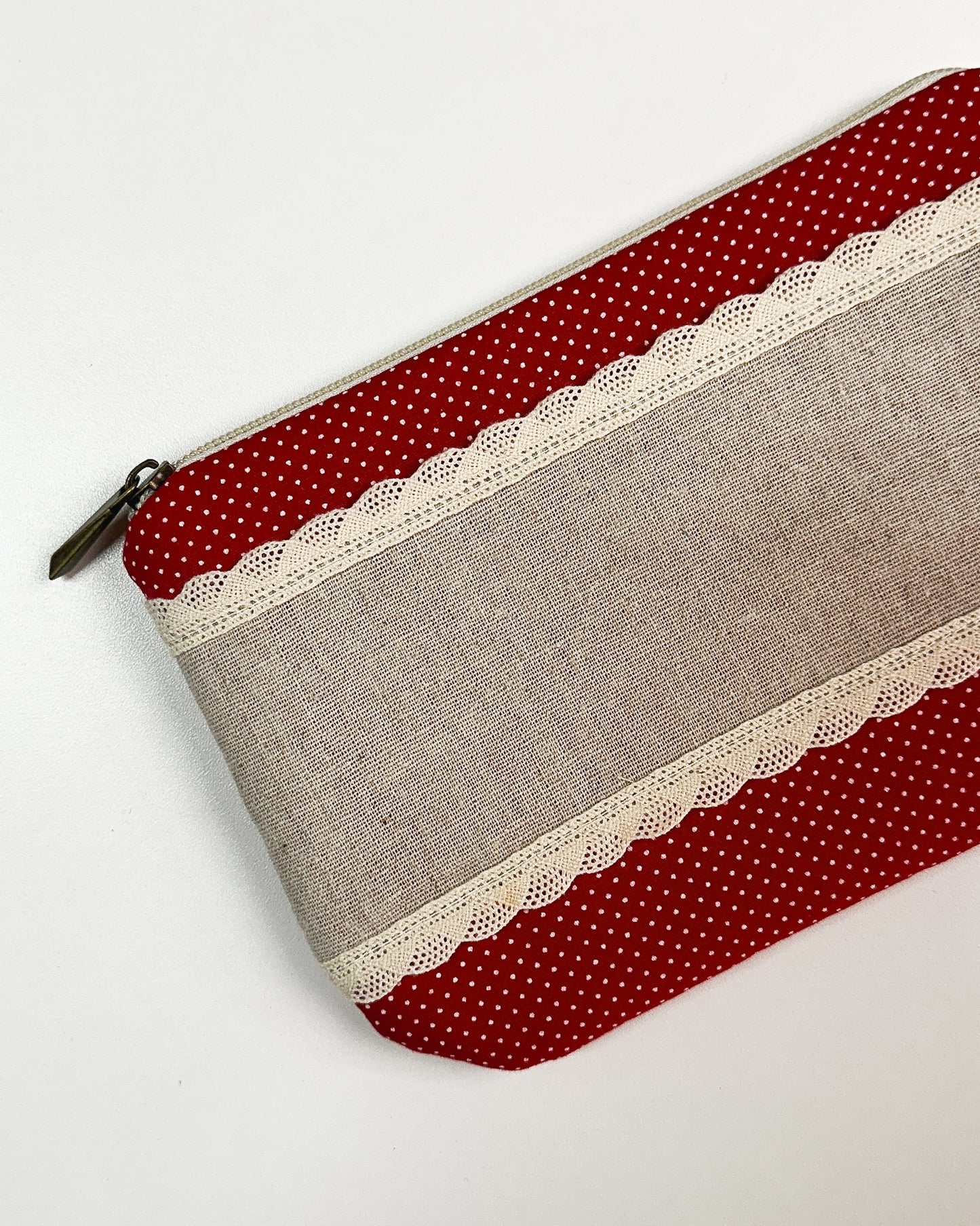 Necessaire para bordar classica - poá