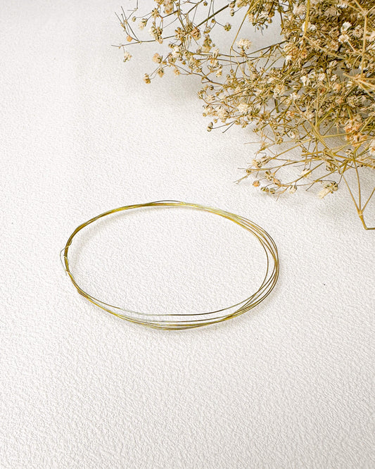 Fio de Arame Metálico – Dourado 0,3 mm (1 metro)