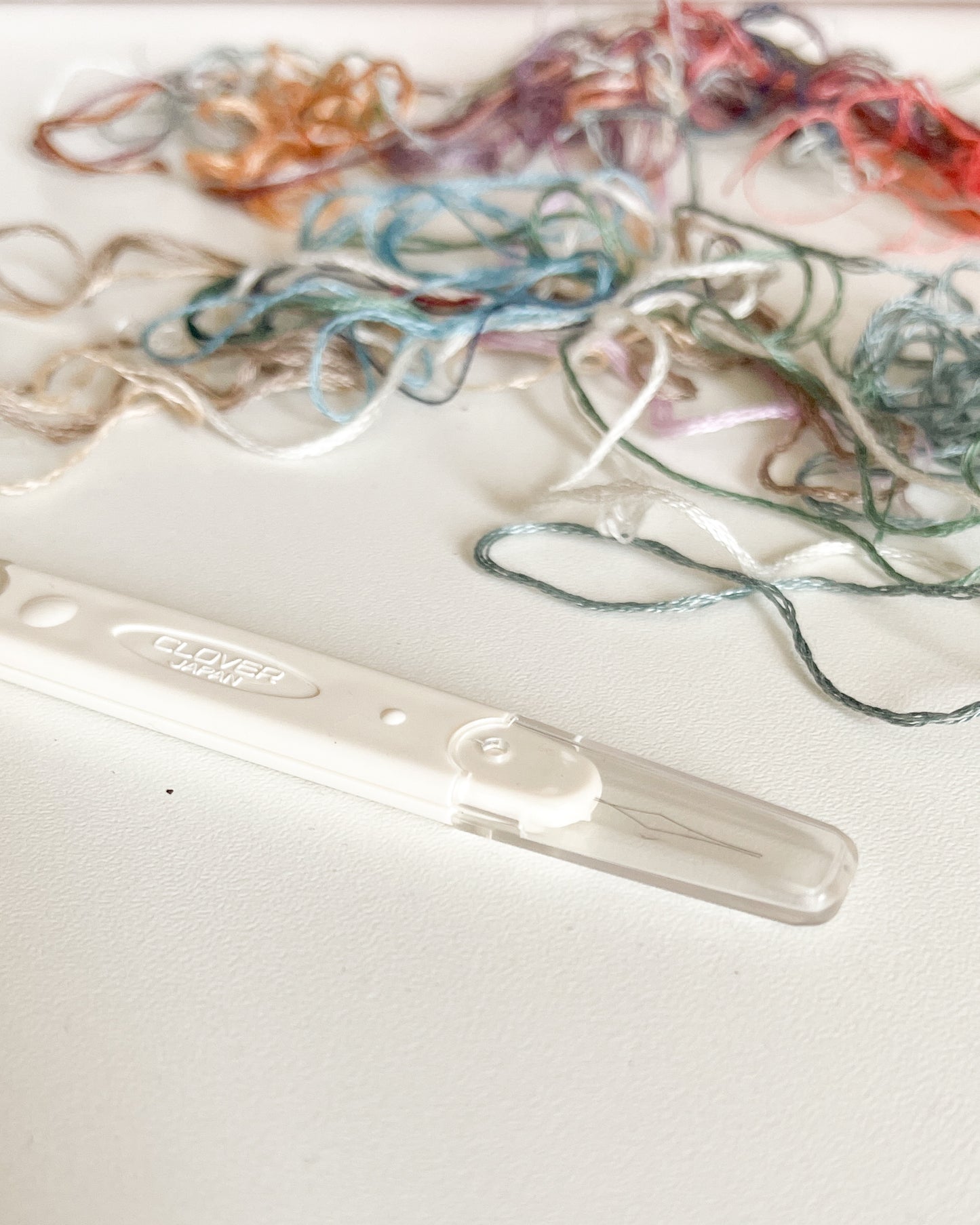 Passador de Linha Duplo - Clover