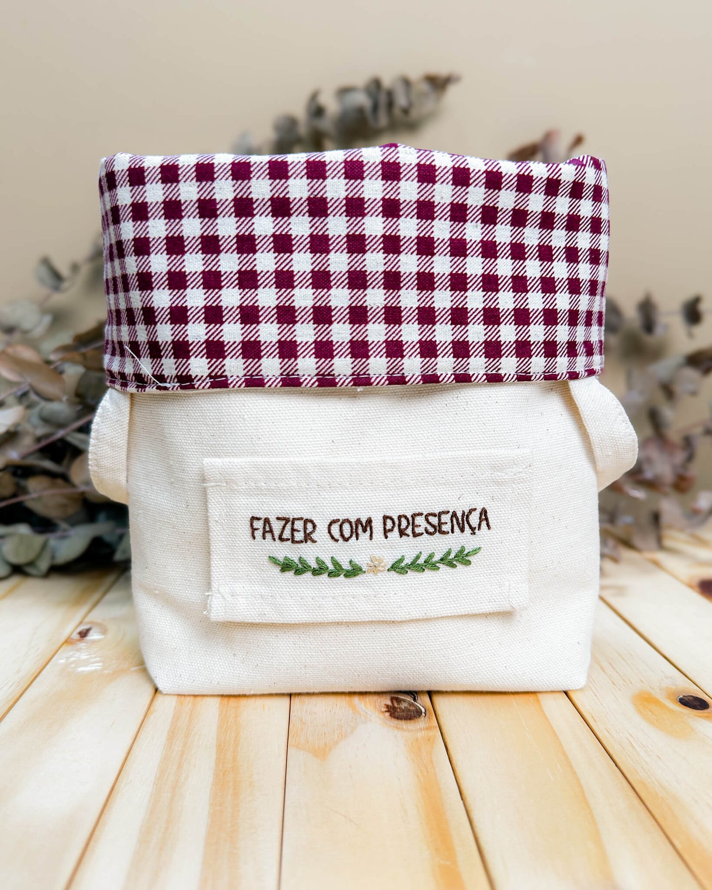 Aplique e Borde - Kit entretela adesiva Etiqueta para bordar