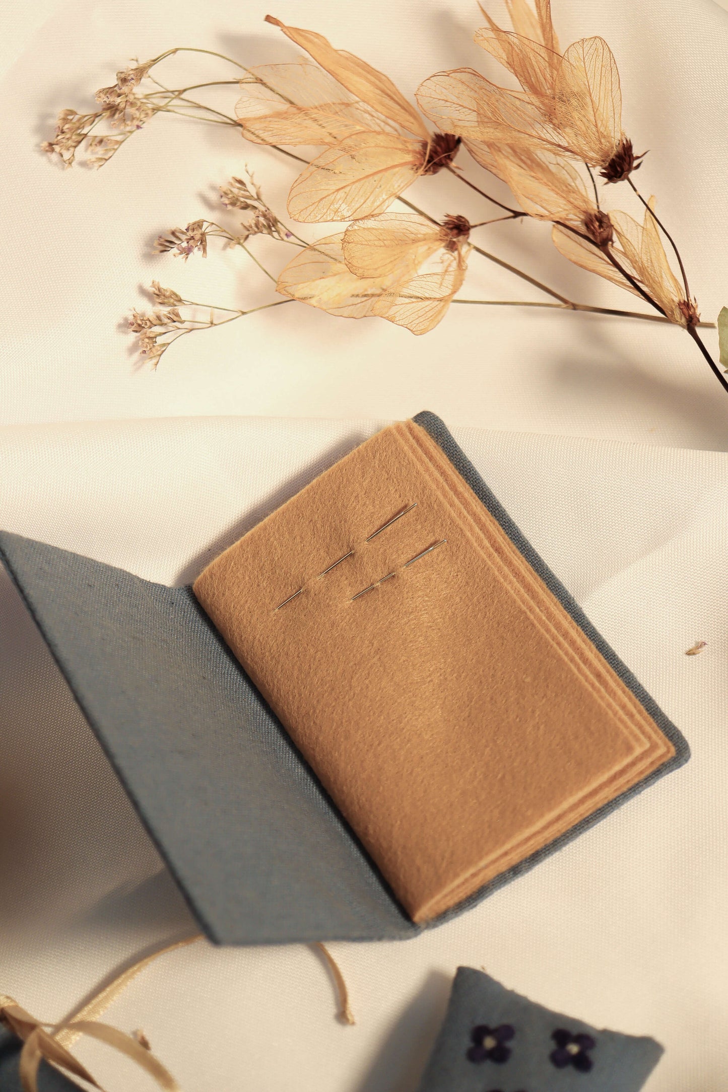 Refúgio Florido | Estojo de bordado - eBook Ponto a Ponto edição 35