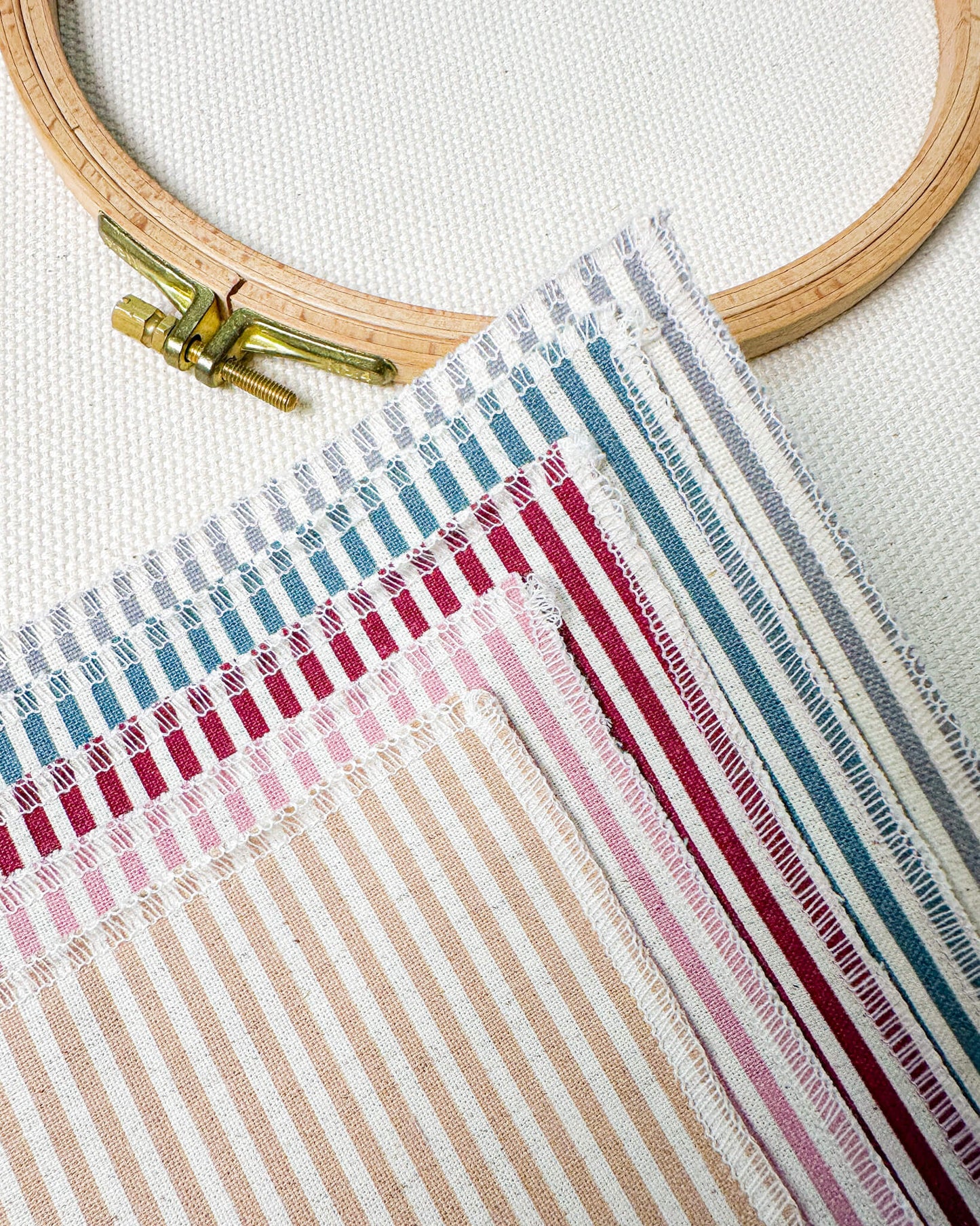 Kit com 5 cortes de algodão com linho estampado 30x30 - listrado