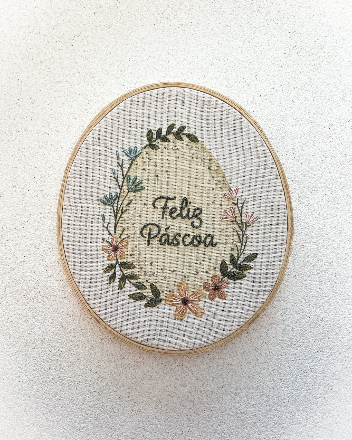 Kit bastidor de Páscoa Ovos floridos - tecido riscado + ebook