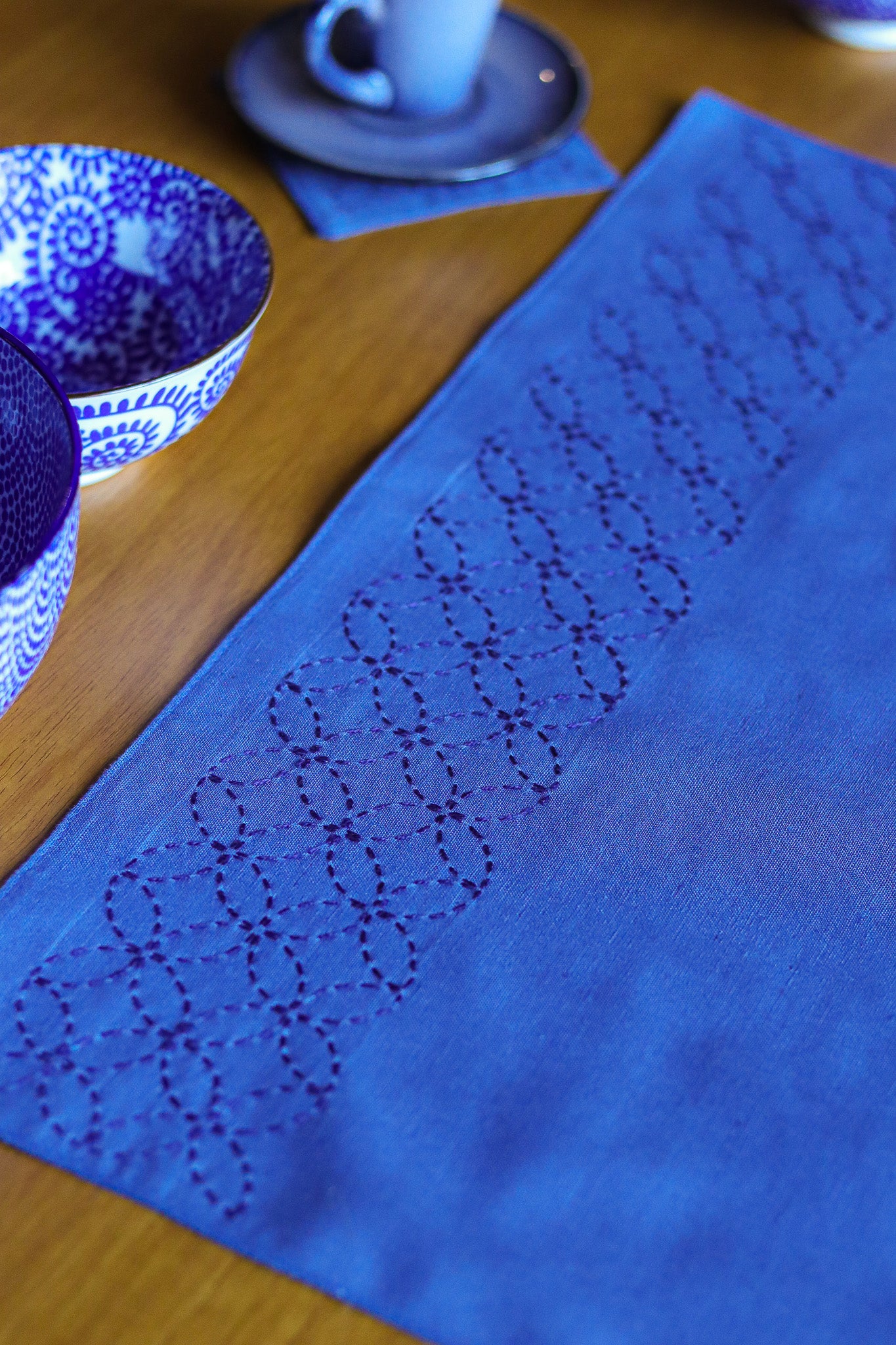 Jogo americano e porta copo bordados a mão sashiko | Peça única - Acervo