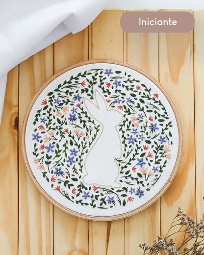Kit Quero Bordar - Coelho florido