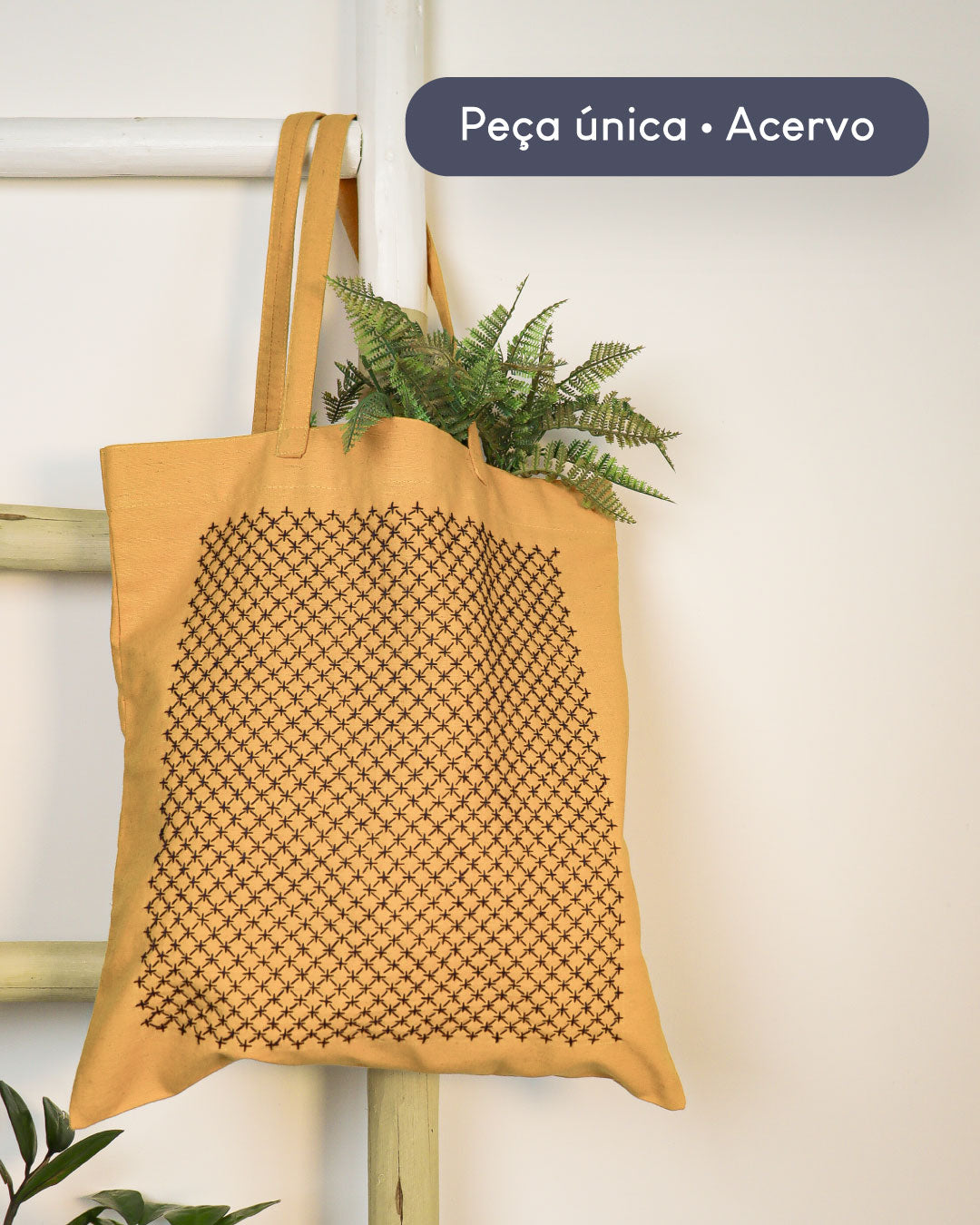 Bolsa de algodão com linho bordada a mão sashiko | Peça única - Acervo