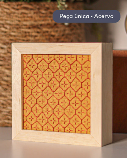 Moldura 10x10 bordada a mão sashiko | Peça única - Acervo