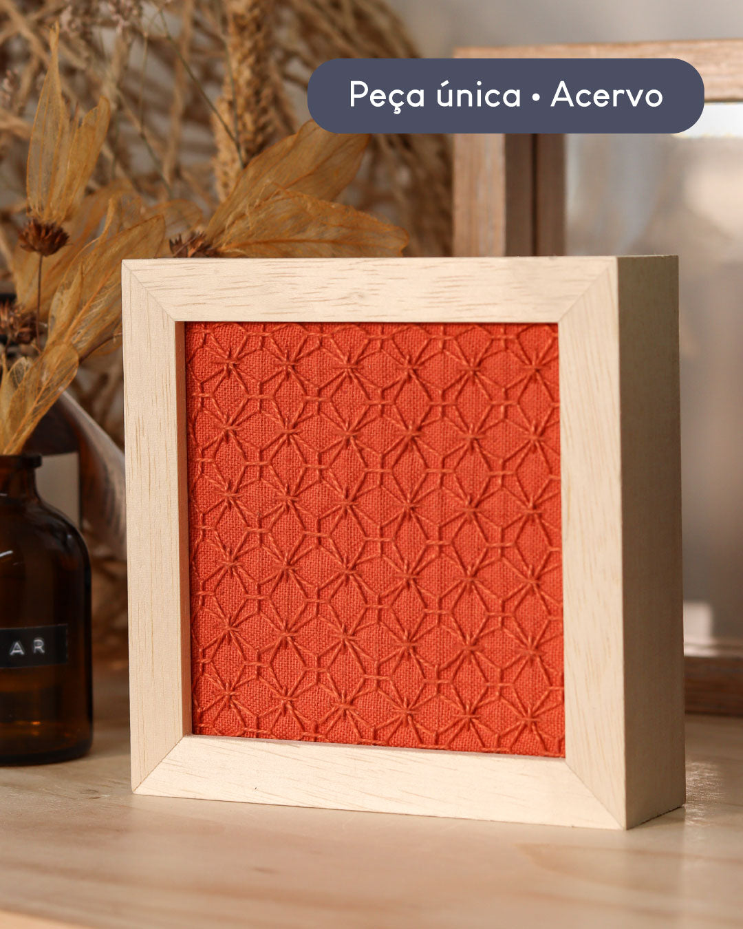 Moldura 10x10 bordada a mão sashiko | Peça única - Acervo