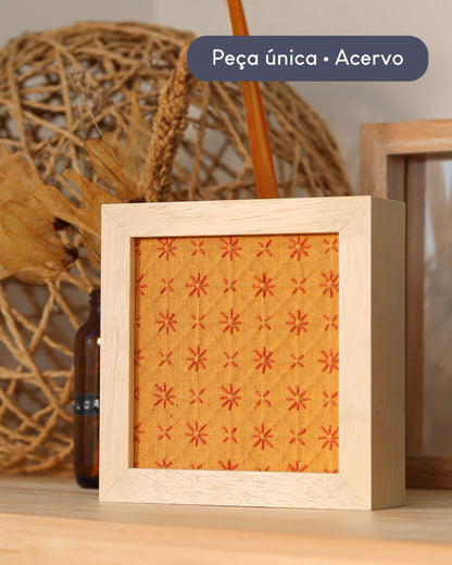 Moldura 10x10 bordada a mão sashiko | Peça única - Acervo