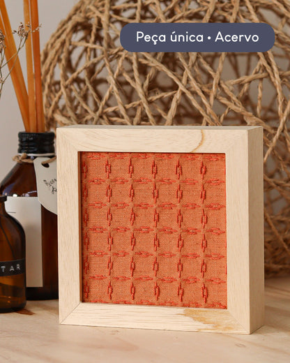 Moldura 10x10 bordada a mão sashiko | Peça única - Acervo