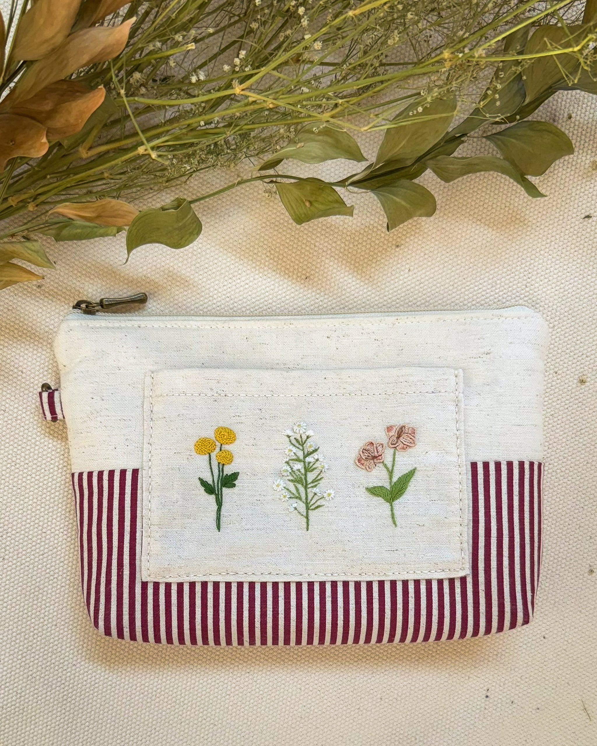 Necessaire Inspira para bordar listrada vinho duo