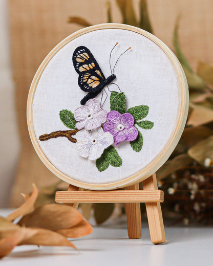 Kit Quero Bordar Manacá e Borboleta 3D - Material completo + vídeo aulas