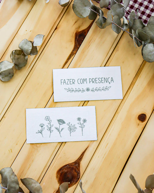 Aplique e Borde - Kit entretela adesiva Etiqueta para bordar