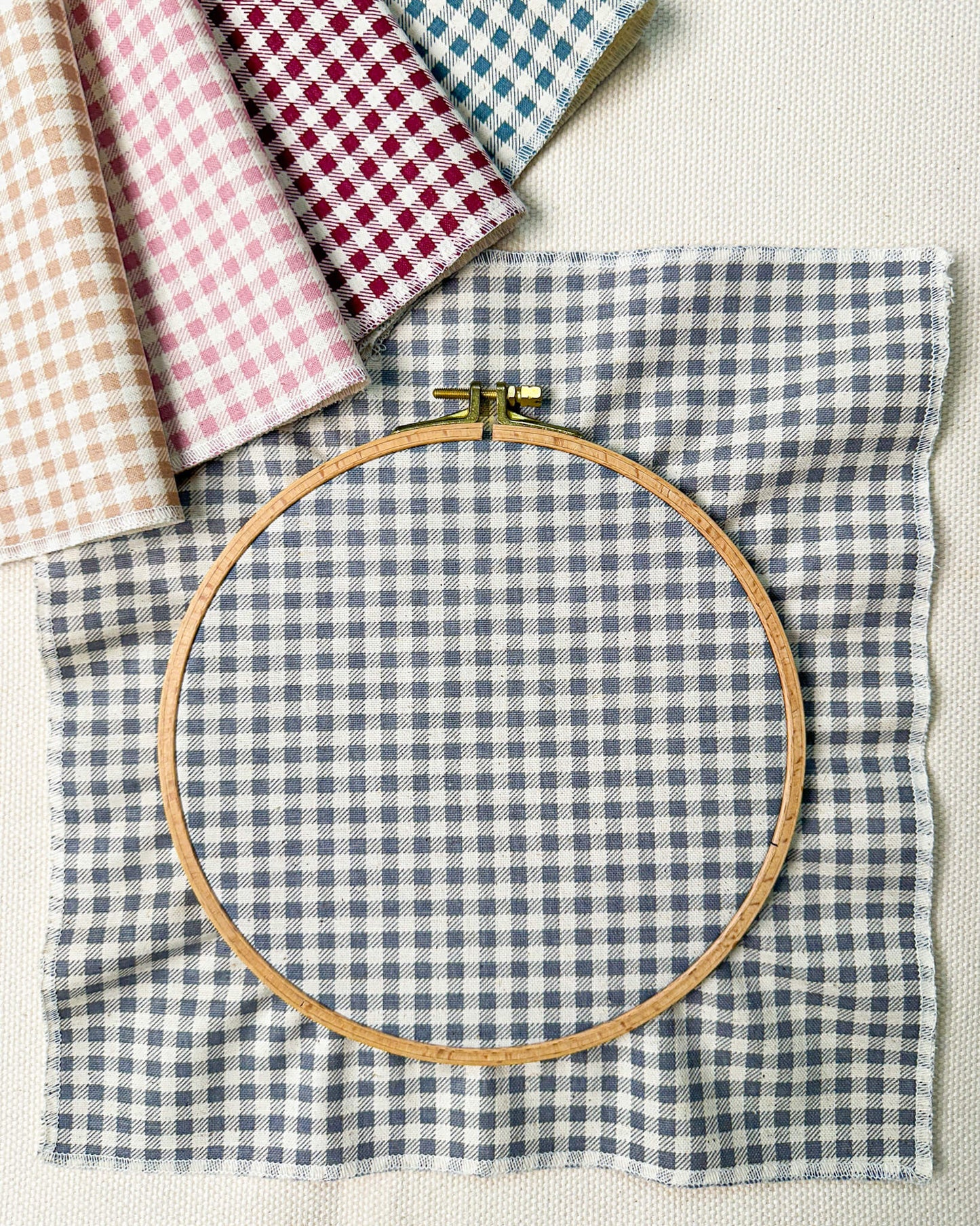 Kit com 5 cortes de algodão com linho estampado 30x30 - xadrez