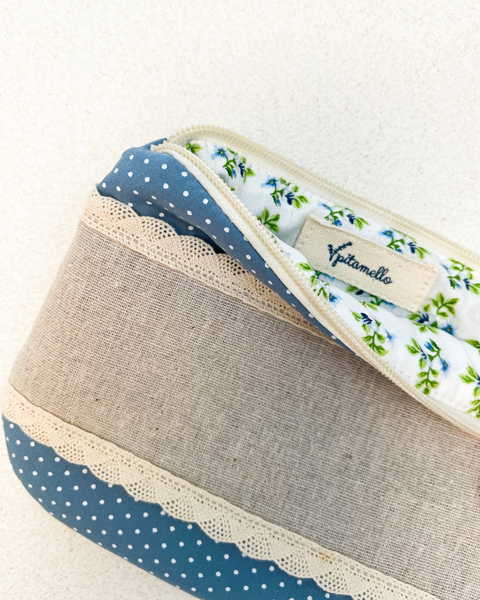 Necessaire para bordar classica - poá