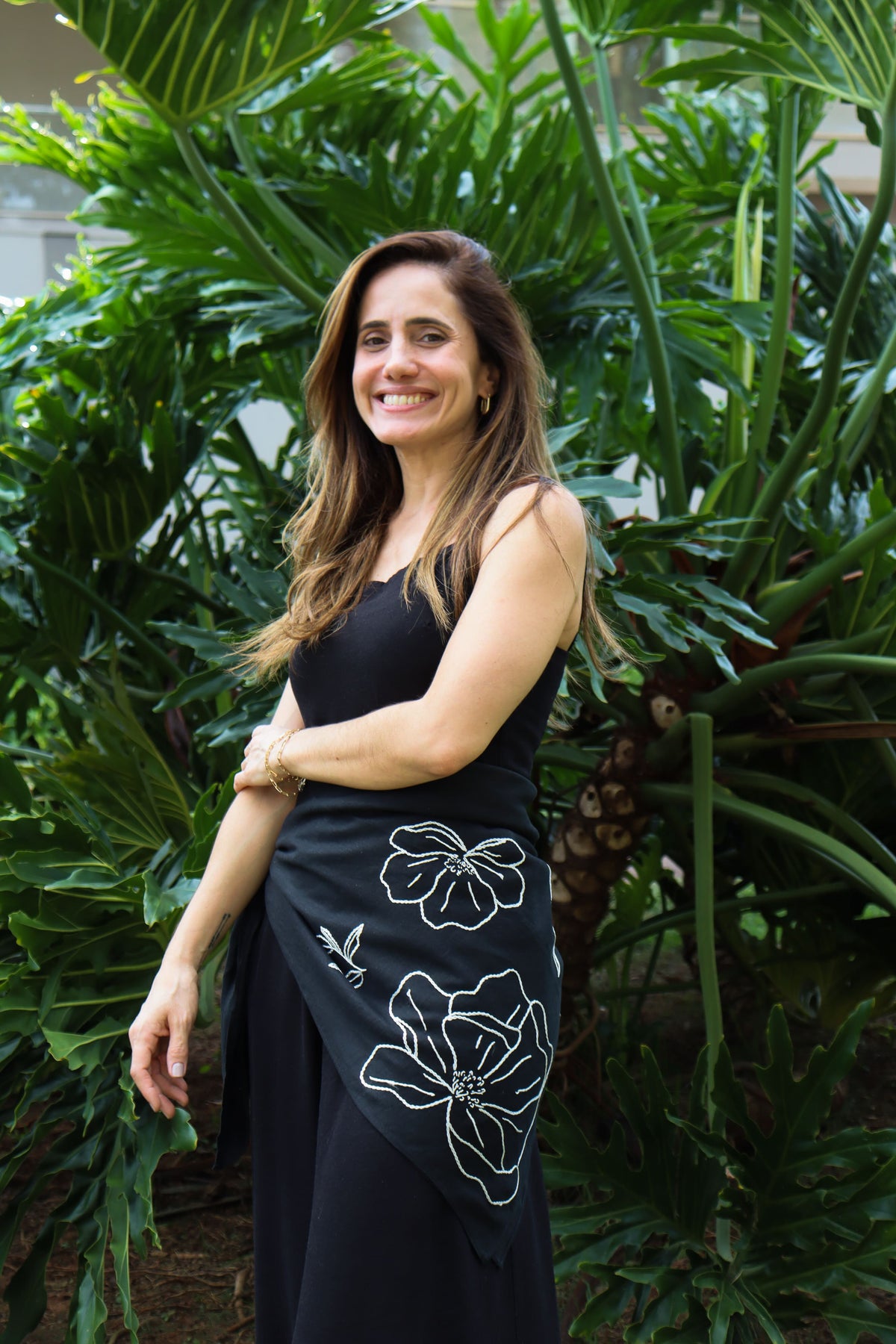 E-book edição 50 - Flores que vestem - Bordado que transforma a roupa