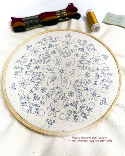 Kit Quero Bordar Mandala Natalina - Material completo + vídeo aulas