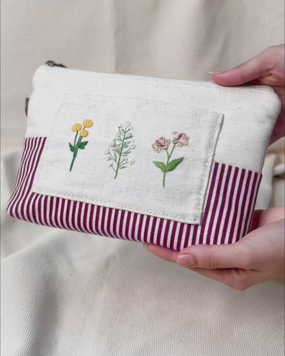 Necessaire Inspira bordada Flores | Peça única - Acervo