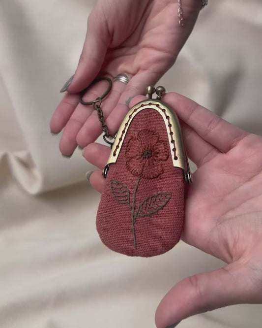 Porta Níquel com Fecho da Vovó | Peça única - Acervo